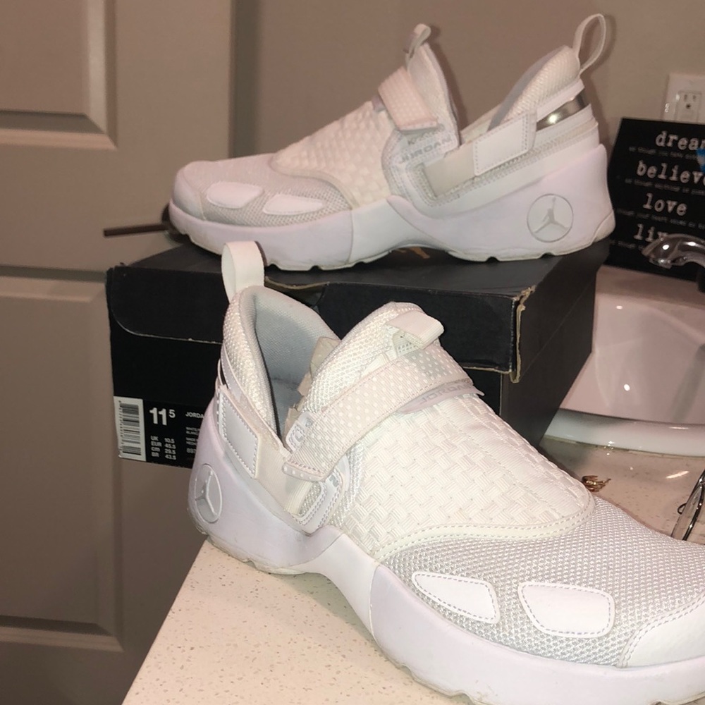 Jordan Trunner LX